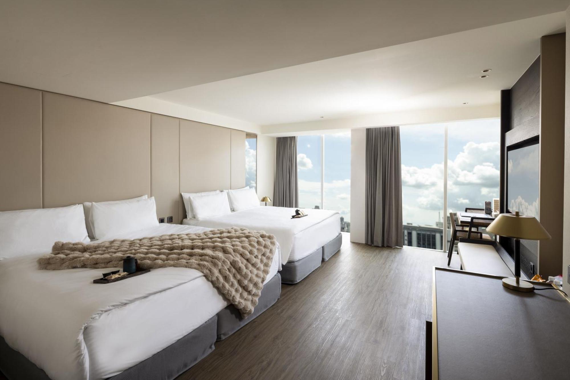 Voyage Kaohsiung By Cosmos Oasis Hotell Exteriör bild
